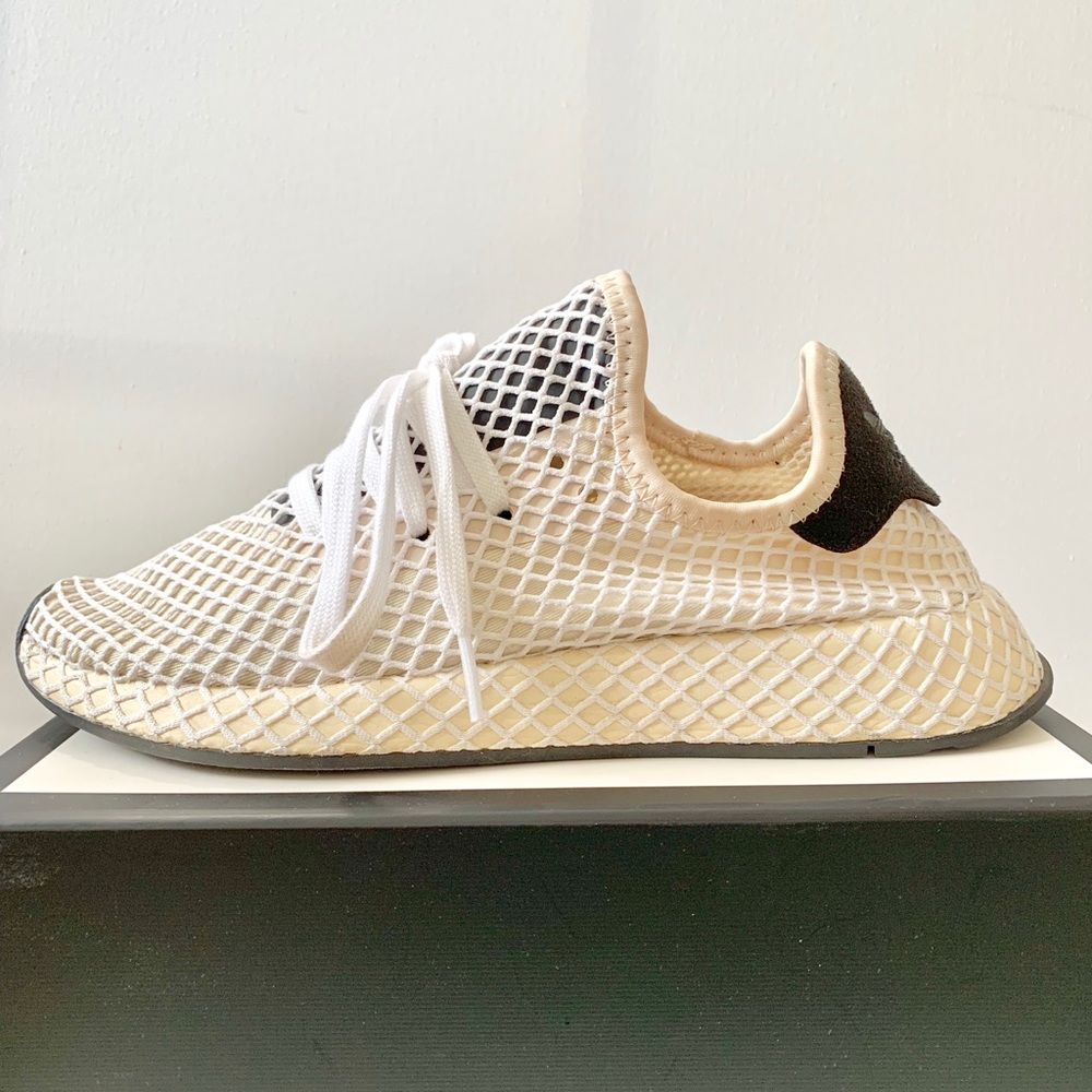 ⚽️ADIDAS ORIGINAL DEERUPT RUNNER⚽️